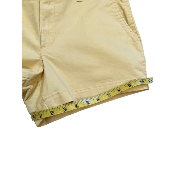 GAP Yellow Mid Rise NWT Shorts Size 2 - Picture 11 of 11